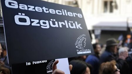 CHP’li Çakırözer kasım ayı Basın Özgürlüğü Raporu’nu açıkladı: En karanlık aylardan biri oldu